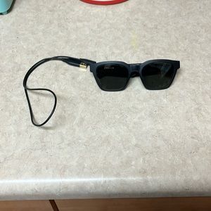 Bose “Frames” Black Alto Audio Sunglasses Size S/M